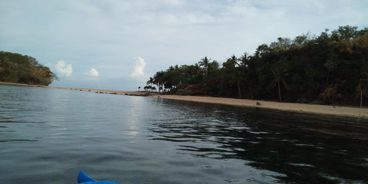 Sand Bar Beach Resort 나숙부 외부 사진